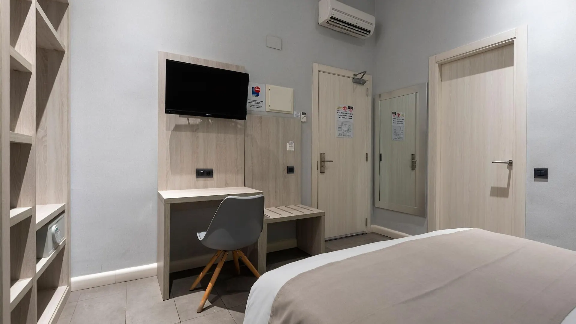 Gasthuis Plaza Goya Rooms Barcelona