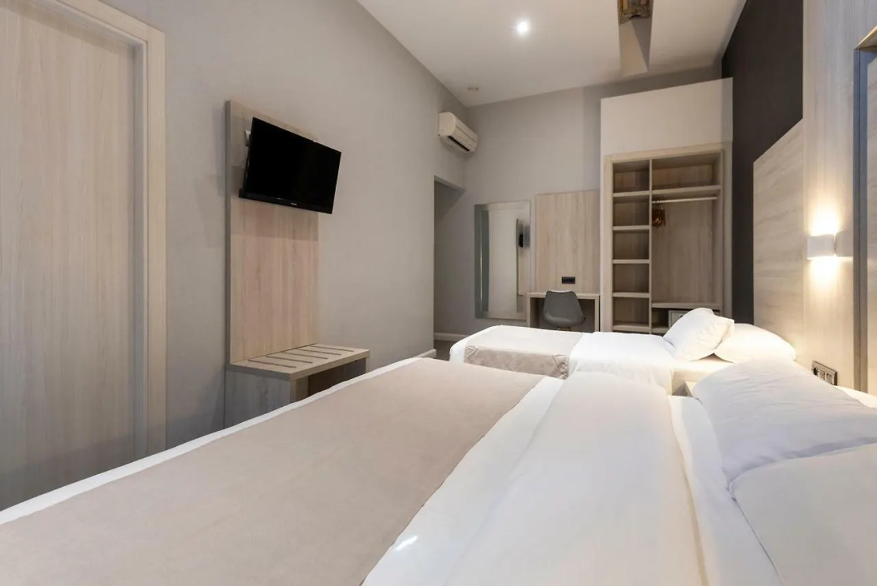** Gasthof Plaza Goya Rooms Barcelona Spanien