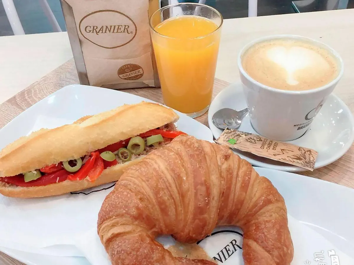 Gasthuis Plaza Goya Rooms Barcelona