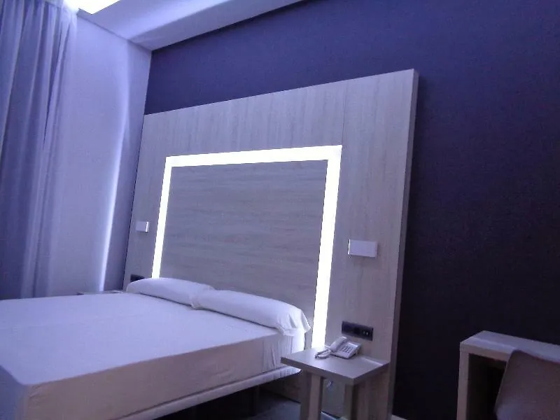 Plaza Goya Rooms Barselona 2*,